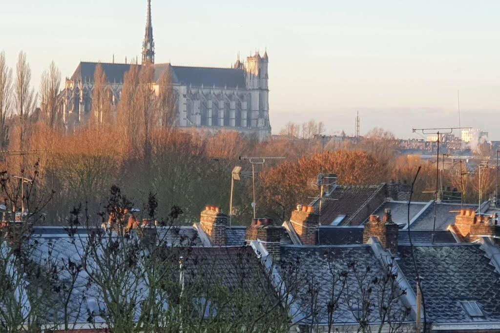 Maison Famille-Confort-Terrasse Jardin-Vue Cathedrale Amiens Luaran gambar